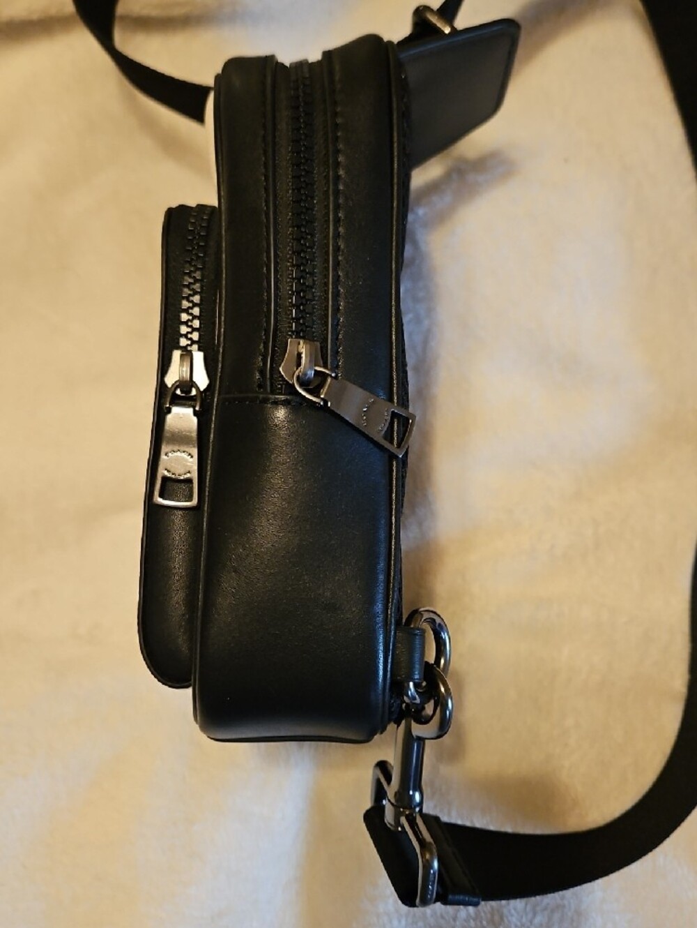 Coach Racer Sling Pack - Picture 4 of 12
